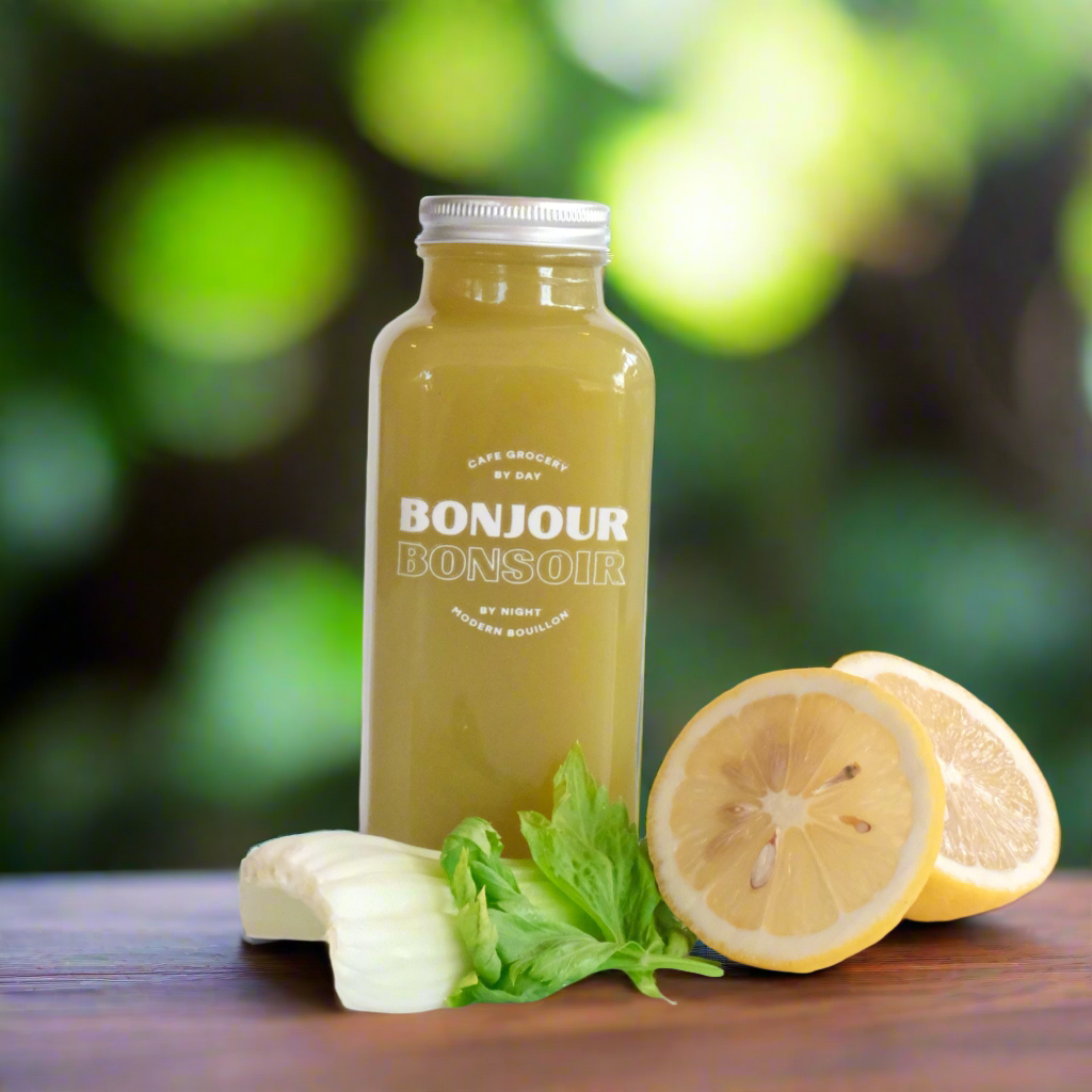 A revitalizing blend that hydrates deeply, supports detoxification, boosts energy, and awakens the body from within.